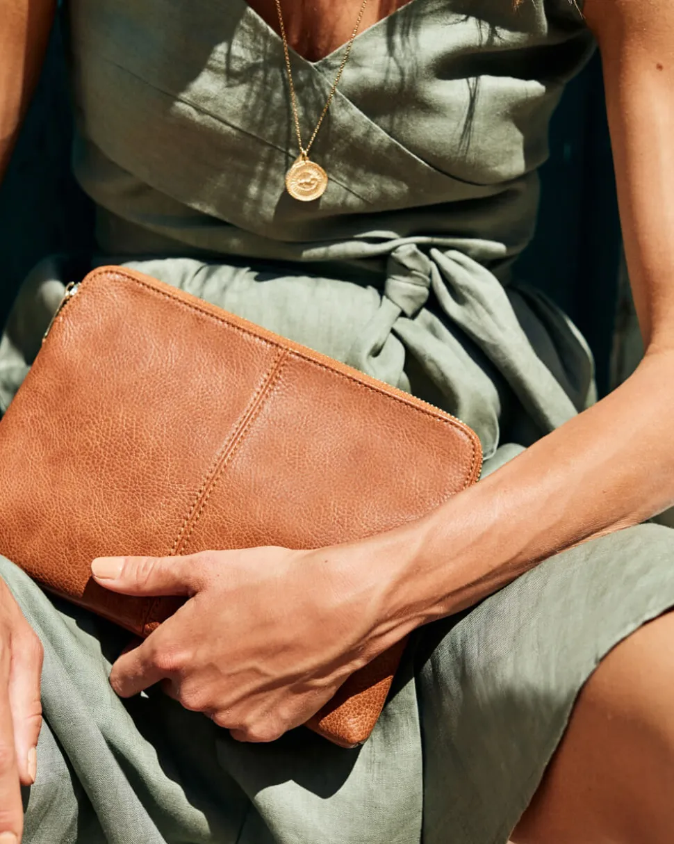 Bowery Wallet - Tan Pebble