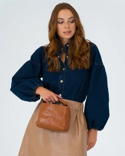 Linton Crossbody - Tan Pebble